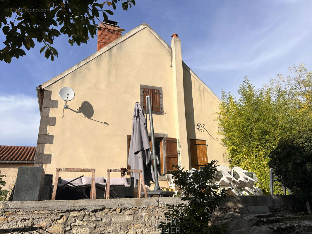 Maison à ARTONNE
