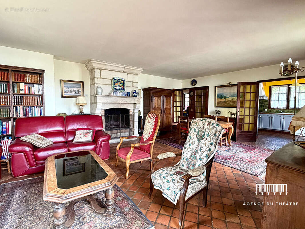 Maison à LOUVIGNY