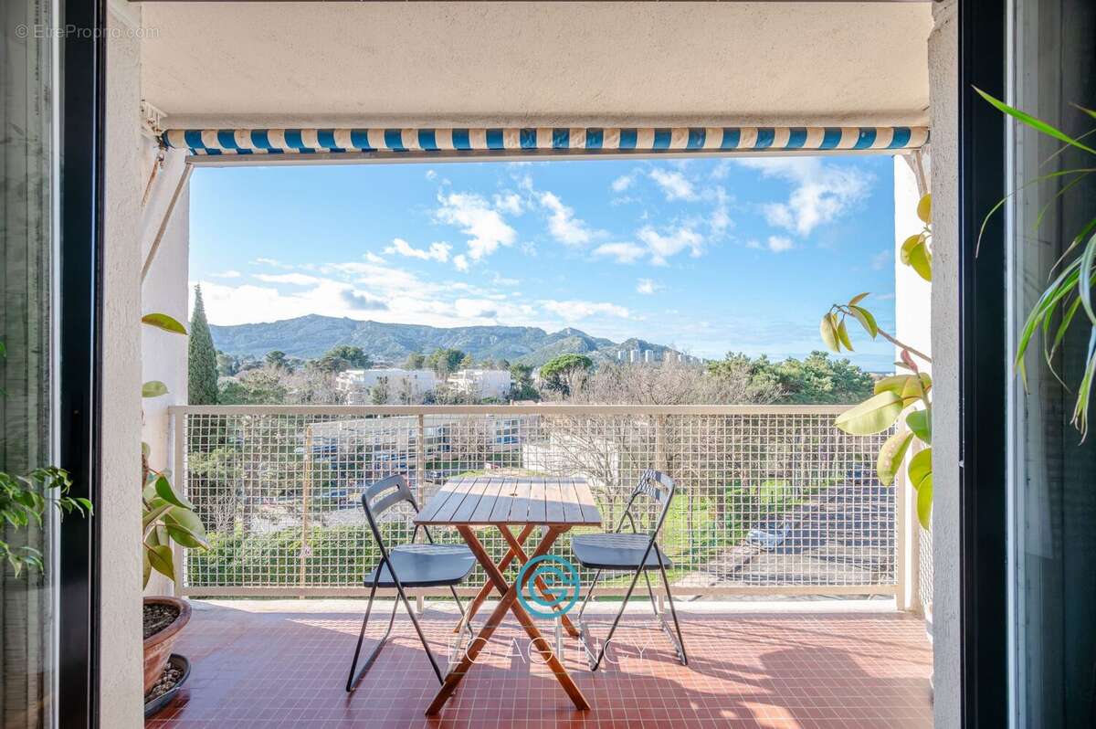 Appartement à MARSEILLE-9E