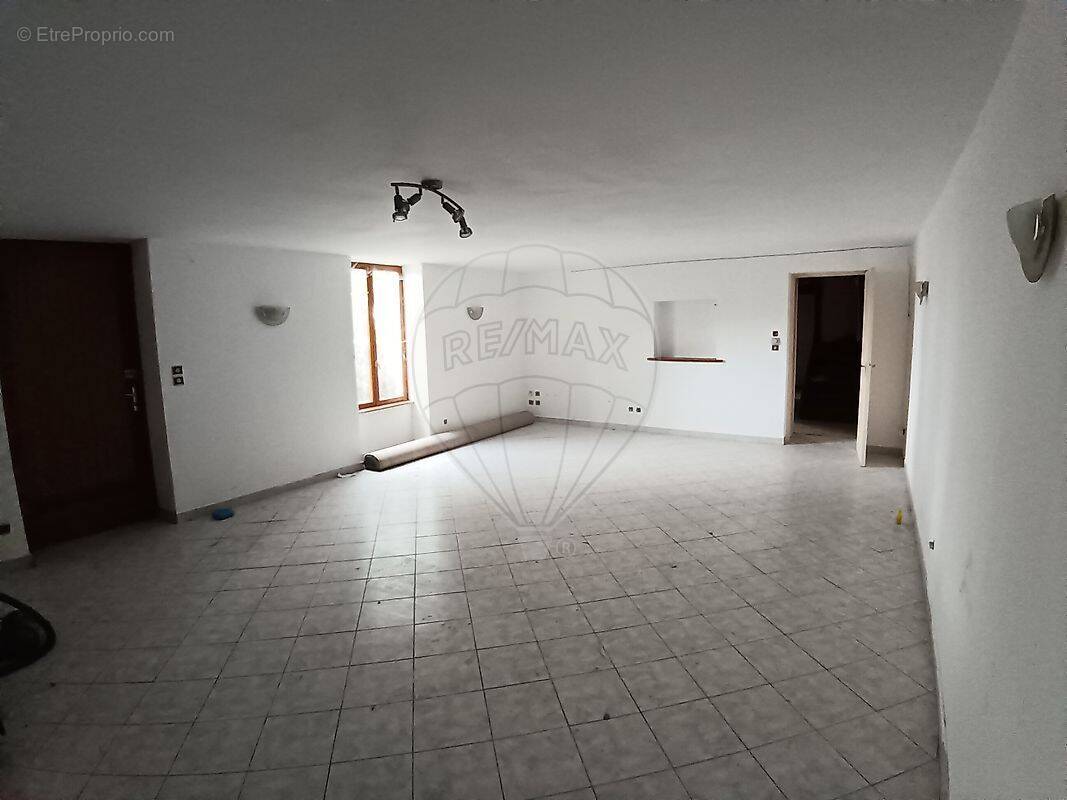 Appartement à SAINT-LAGER