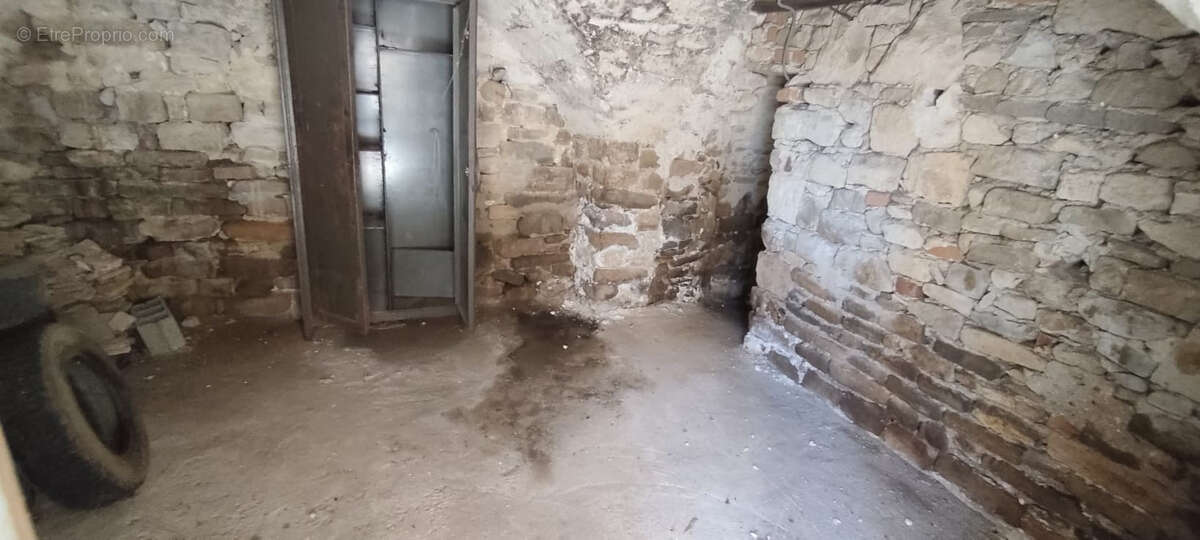 Maison de village à rénover - photo 12