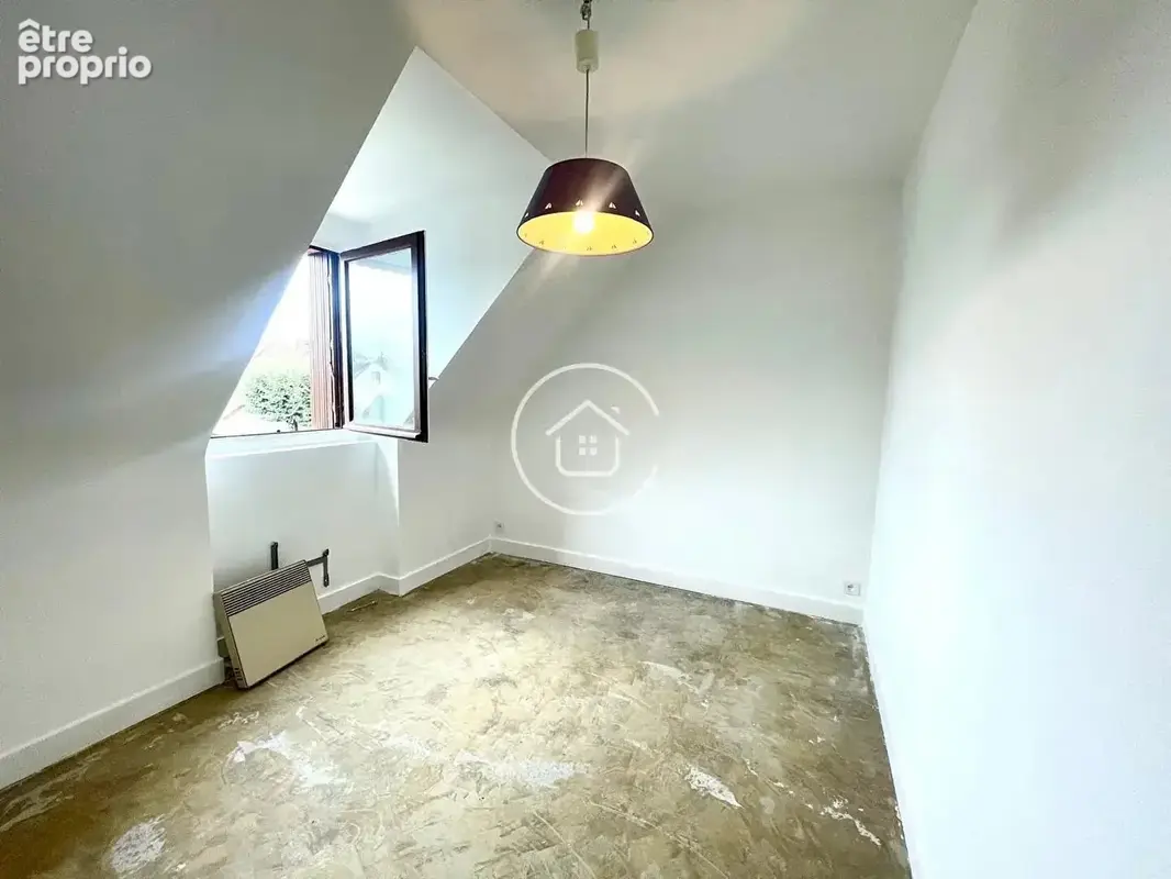 Maison La Chaussee Saint Victor 7 pièce(s) 128 m2 - photo 10