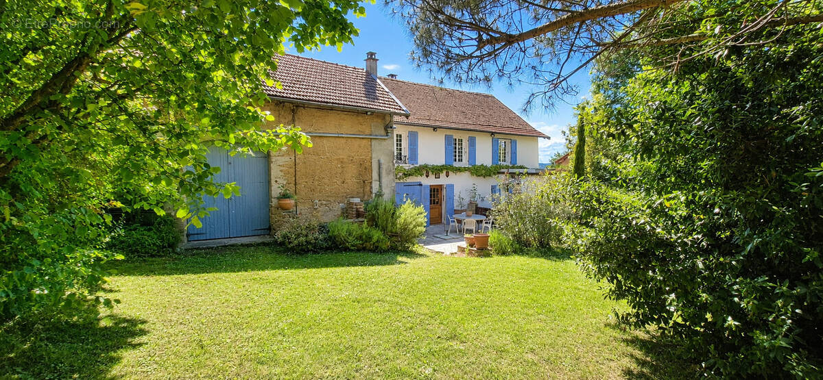 Maison à SERMERIEU