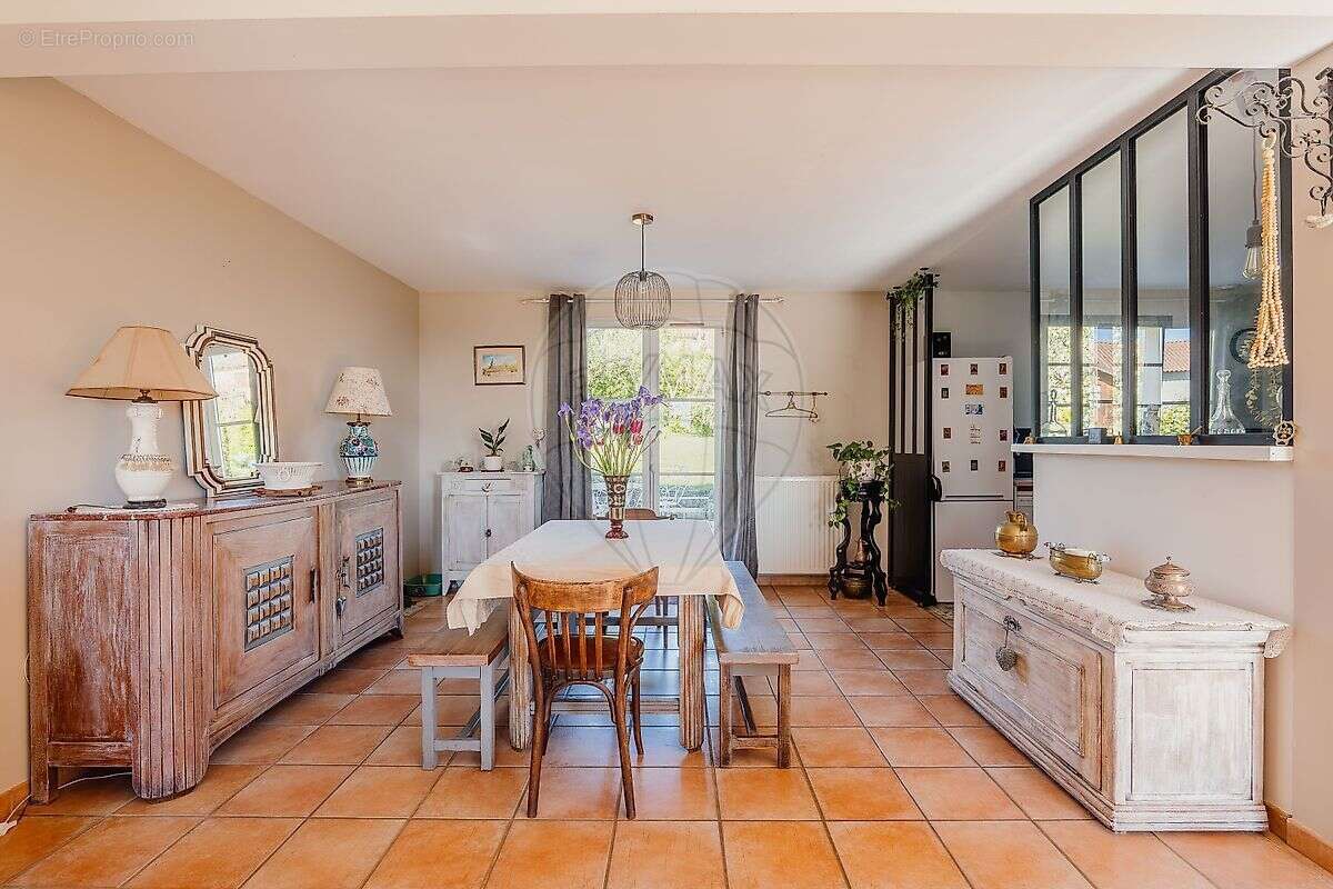 Maison à MAZERIER