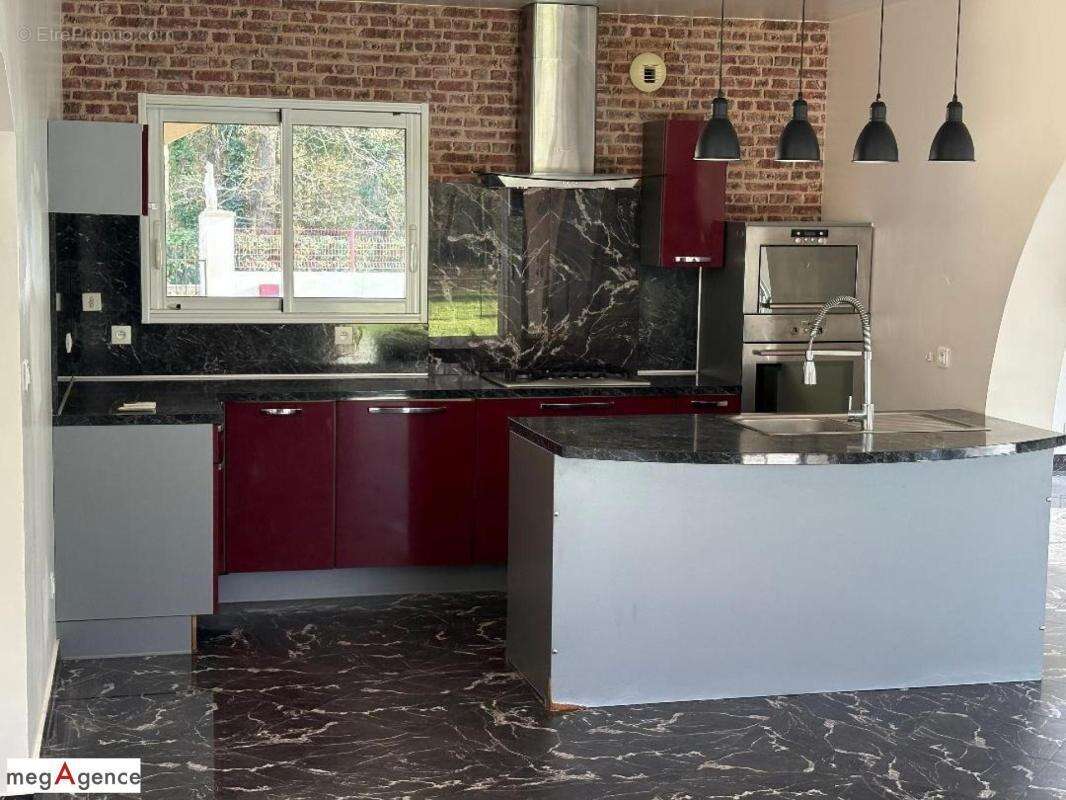 Maison à LA CHEVROLIERE