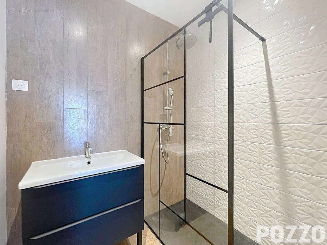 A VENDRE Maison Contemporaine  de 161 m2 - photo 16