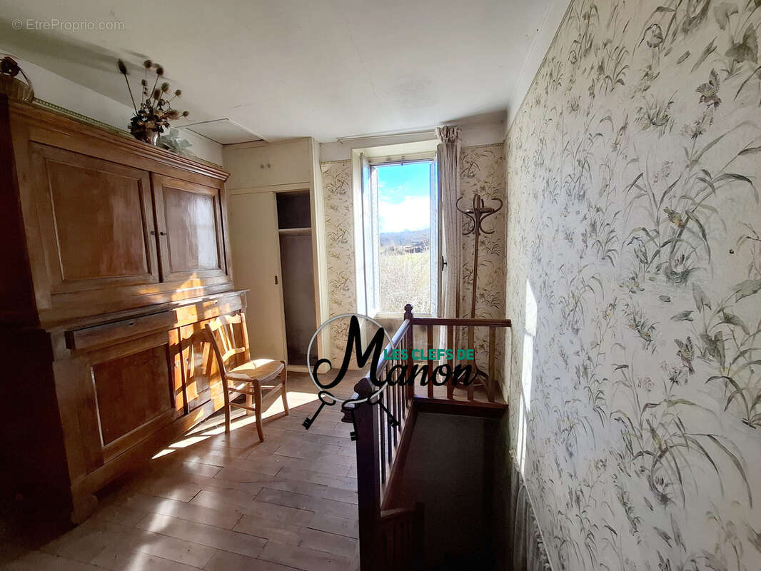 Maison à BESSINES-SUR-GARTEMPE