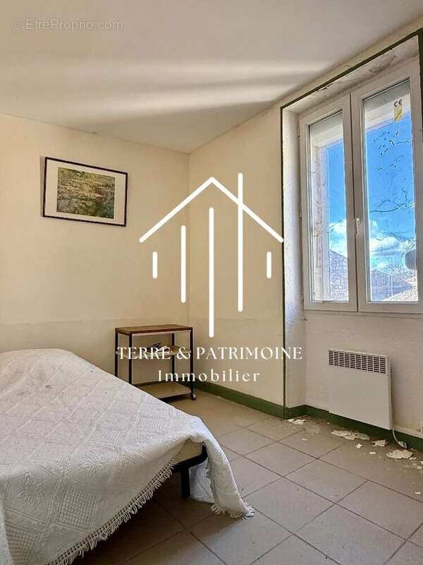 Maison à SAINT-REMEZE