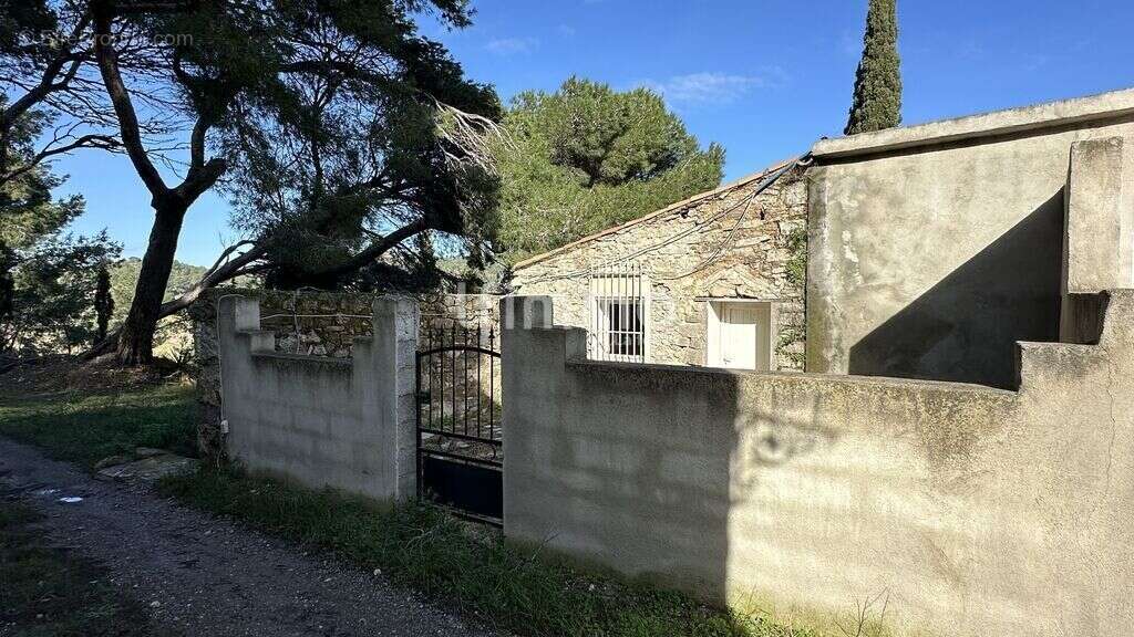 Maison à MONTREDON-DES-CORBIERES