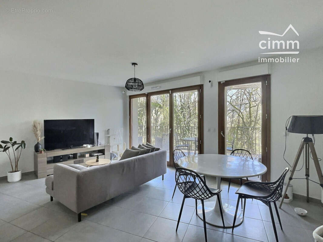 Appartement à SASSENAGE