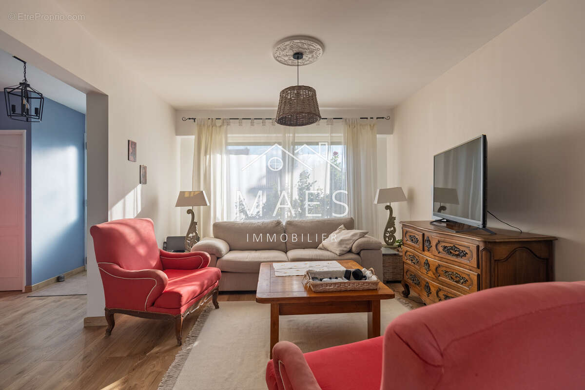 Maison à WAMBRECHIES