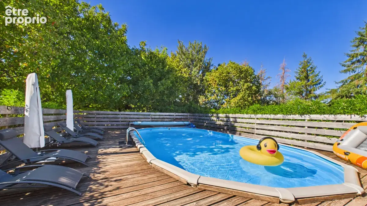 Exceptionnelle propriété de village avec gîte et piscine chauffée - Excellent potentiel de revenus - photo 28