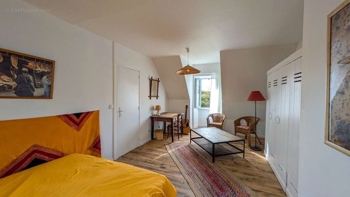 Maison à LAROQUEBROU