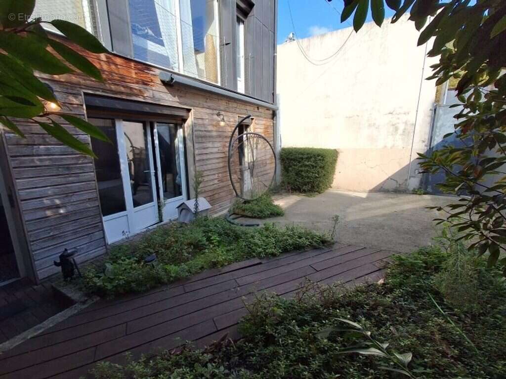 Maison à MONTREUIL