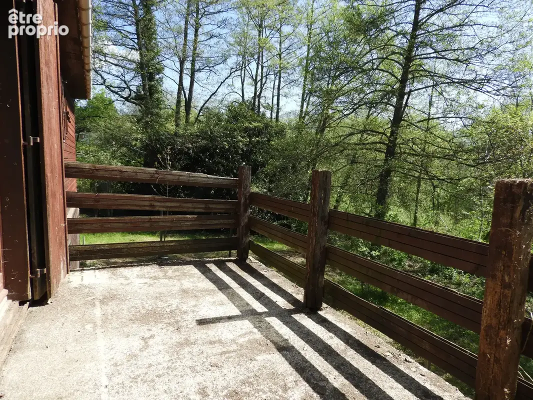 Maison en bois à rénover - secteur calme et naturel - Saint-Rémy-sur-Durolle - photo 4