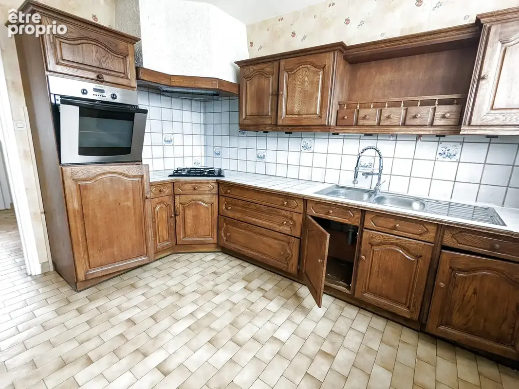 EXCLUSIVITÉ  !  Maison de ville sur s.sol complet - photo 3