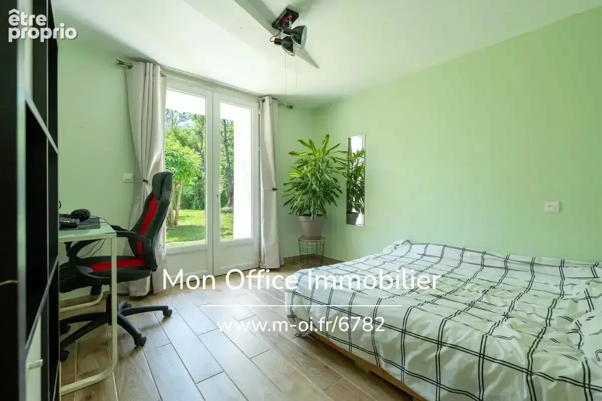 Référence : 7178-MBE. - Maison Type 5 de 165m² avec Jardin - photo 9