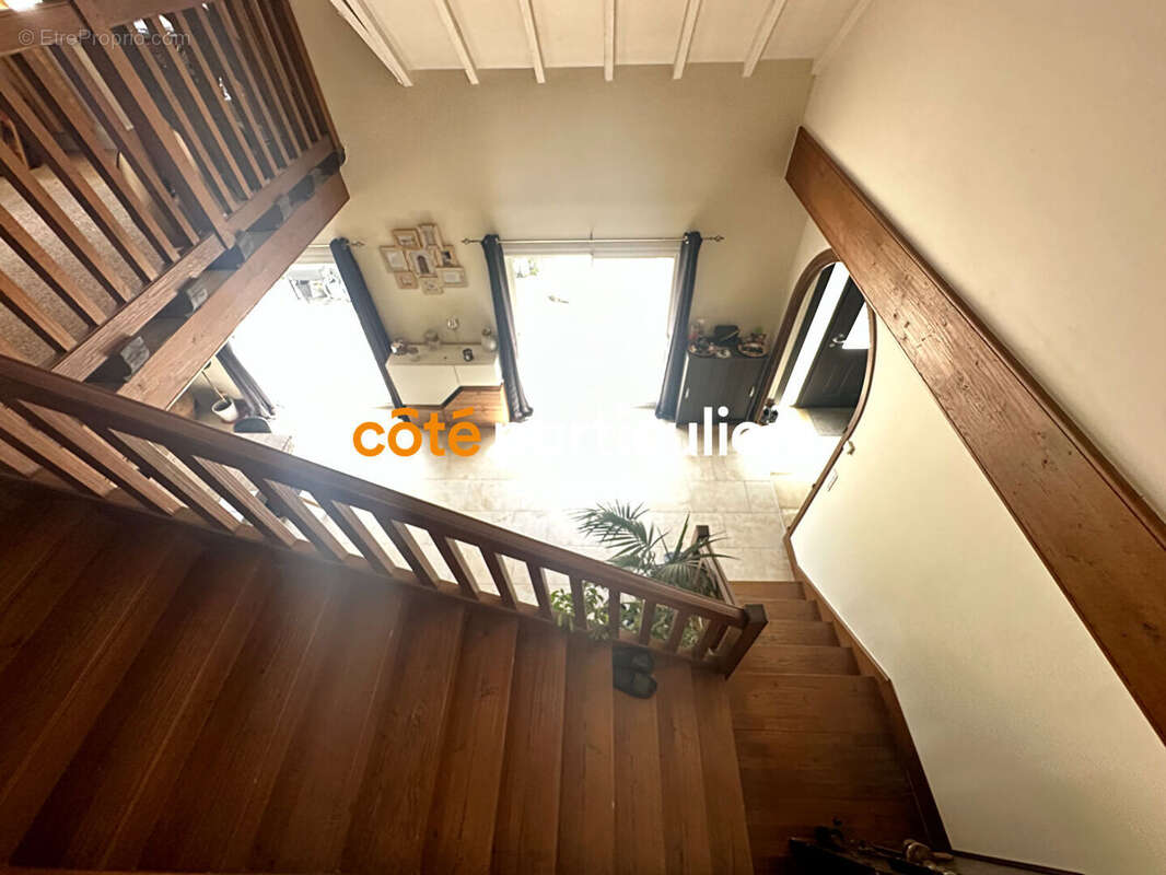 Maison à SAINT-AMAND-MONTROND