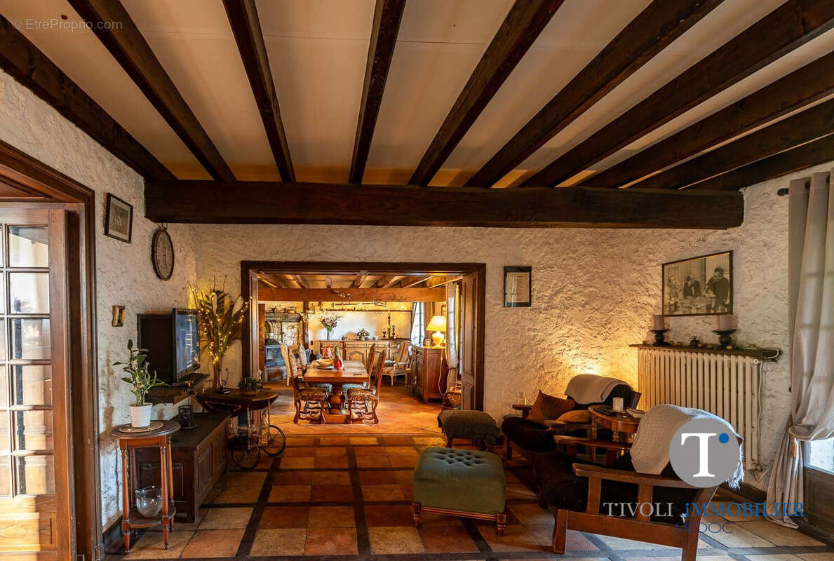 Maison à LESPARRE-MEDOC