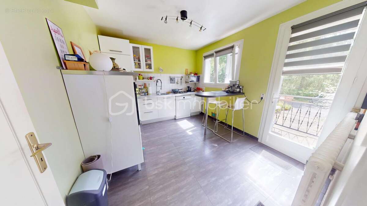 Maison de plain-pied - T4 - Saint Maurice sur Fessard - photo 7