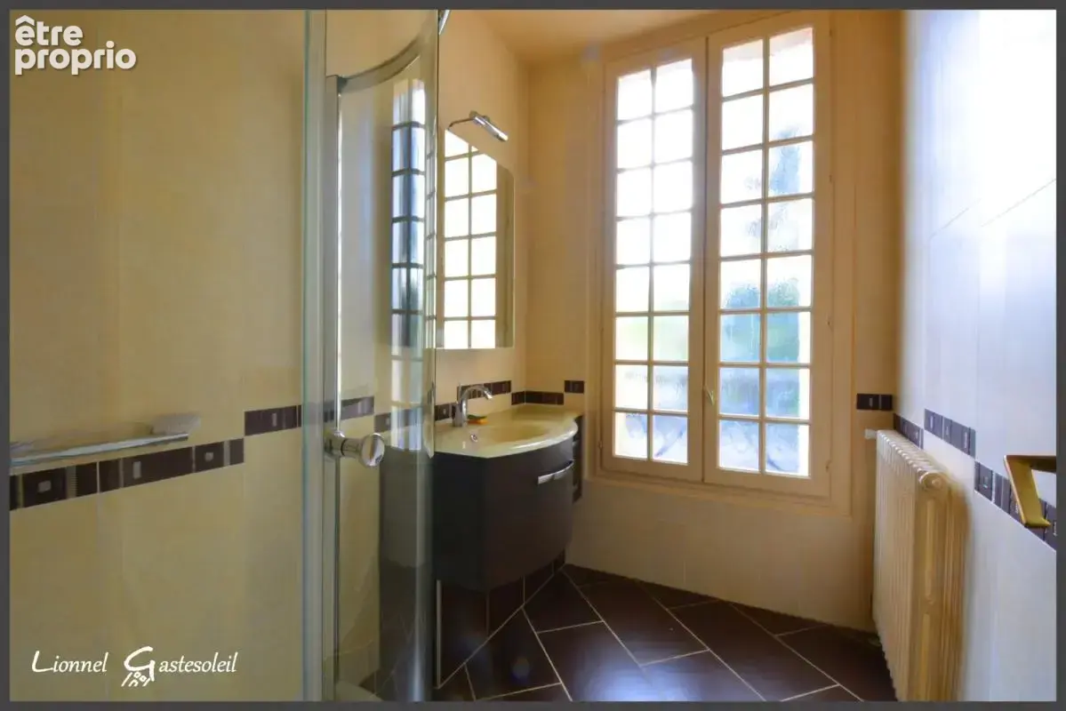 Maison bourgeoise de caractère ensemble de deux bâtiments  à vendre 16 pièces SAINTE FOY LA GRANDE (33) - photo 15