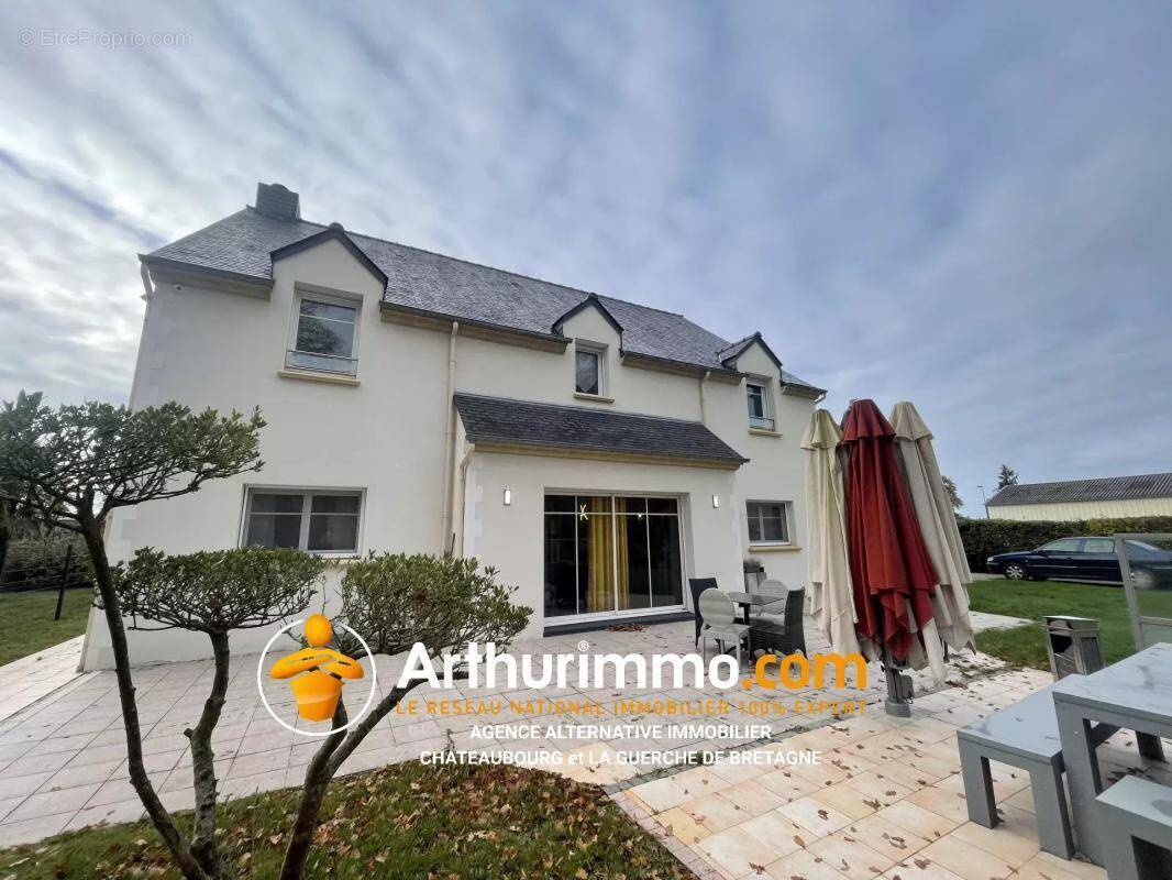 Maison à LA BOUEXIERE