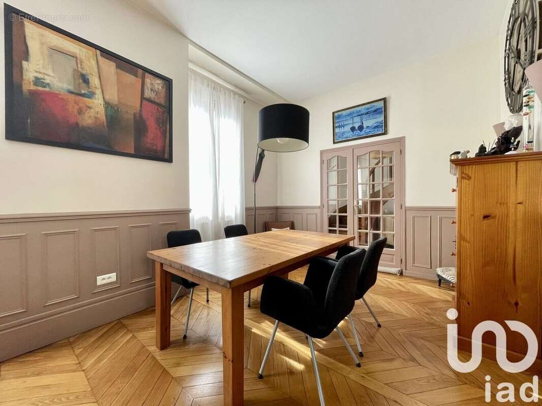 Photo 2 - Maison à ROCHEFORT-EN-YVELINES