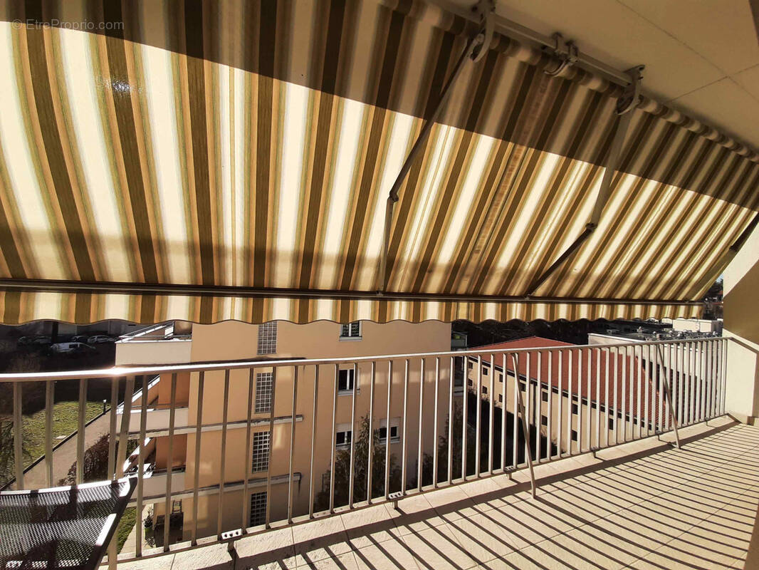 Appartement à SAINT-ETIENNE