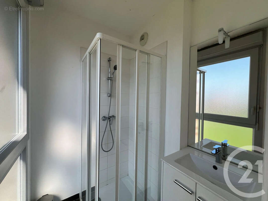 Appartement à HELLEMMES-LILLE