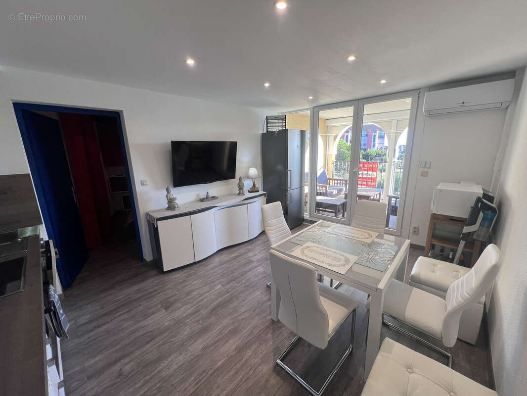 Appartement 3 pièces au bord de l’eau entièrement rénové et climatisé sur Barcares  - Cap coudalère - photo 3