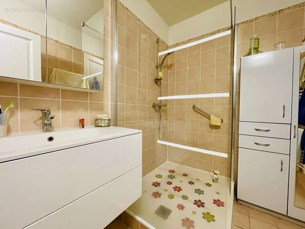Appartement à VAISON-LA-ROMAINE