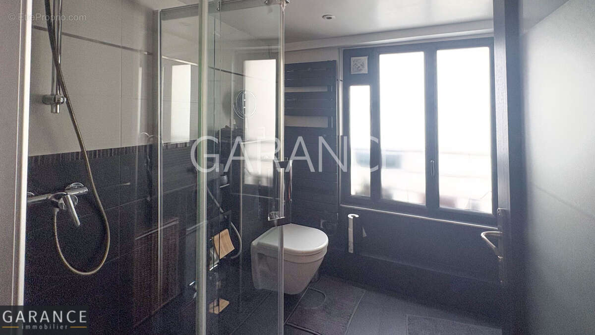 Appartement à PARIS-12E