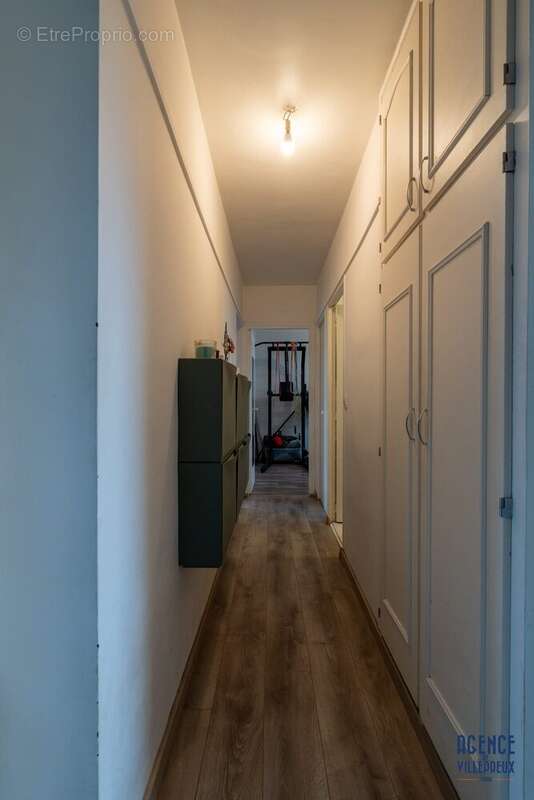 Appartement 56 m² à Les Clayes-Sous-Bois  - photo 6