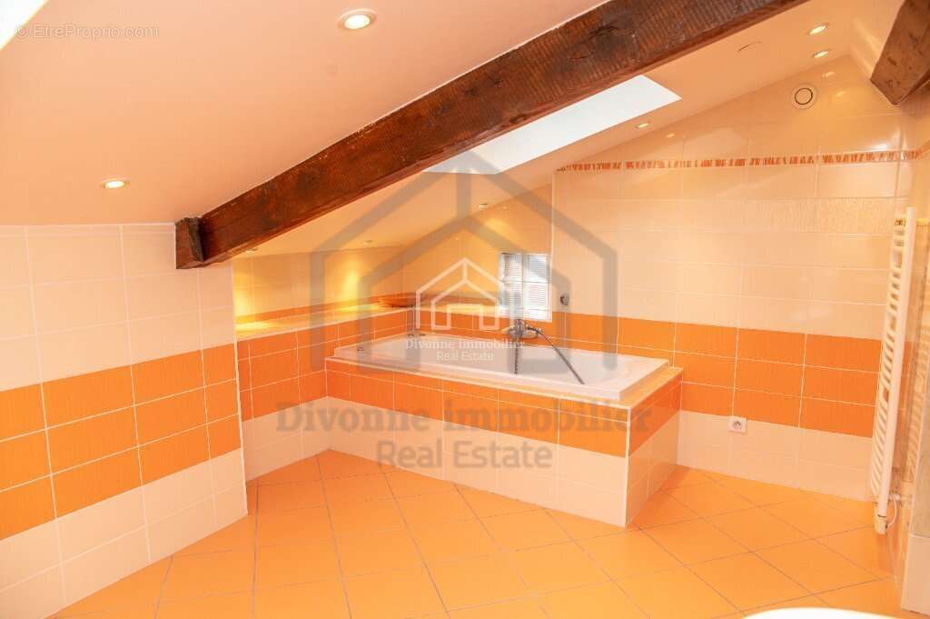 Appartement à DIVONNE-LES-BAINS