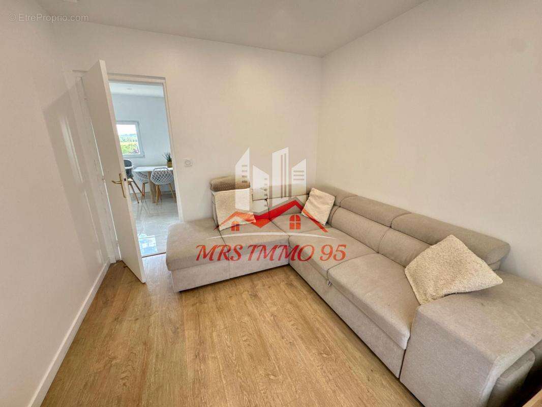 Maison à CHAUMONTEL