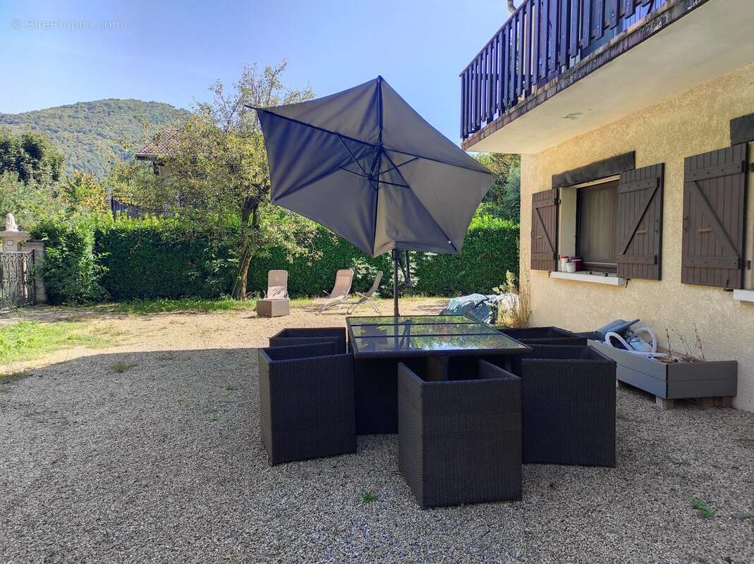 Maison à SAINT-MARTIN-D&#039;HERES