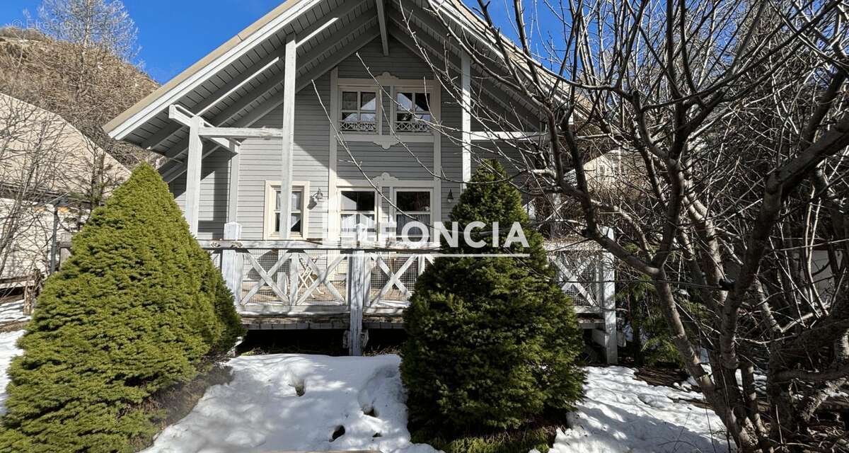 Appartement à ALLOS