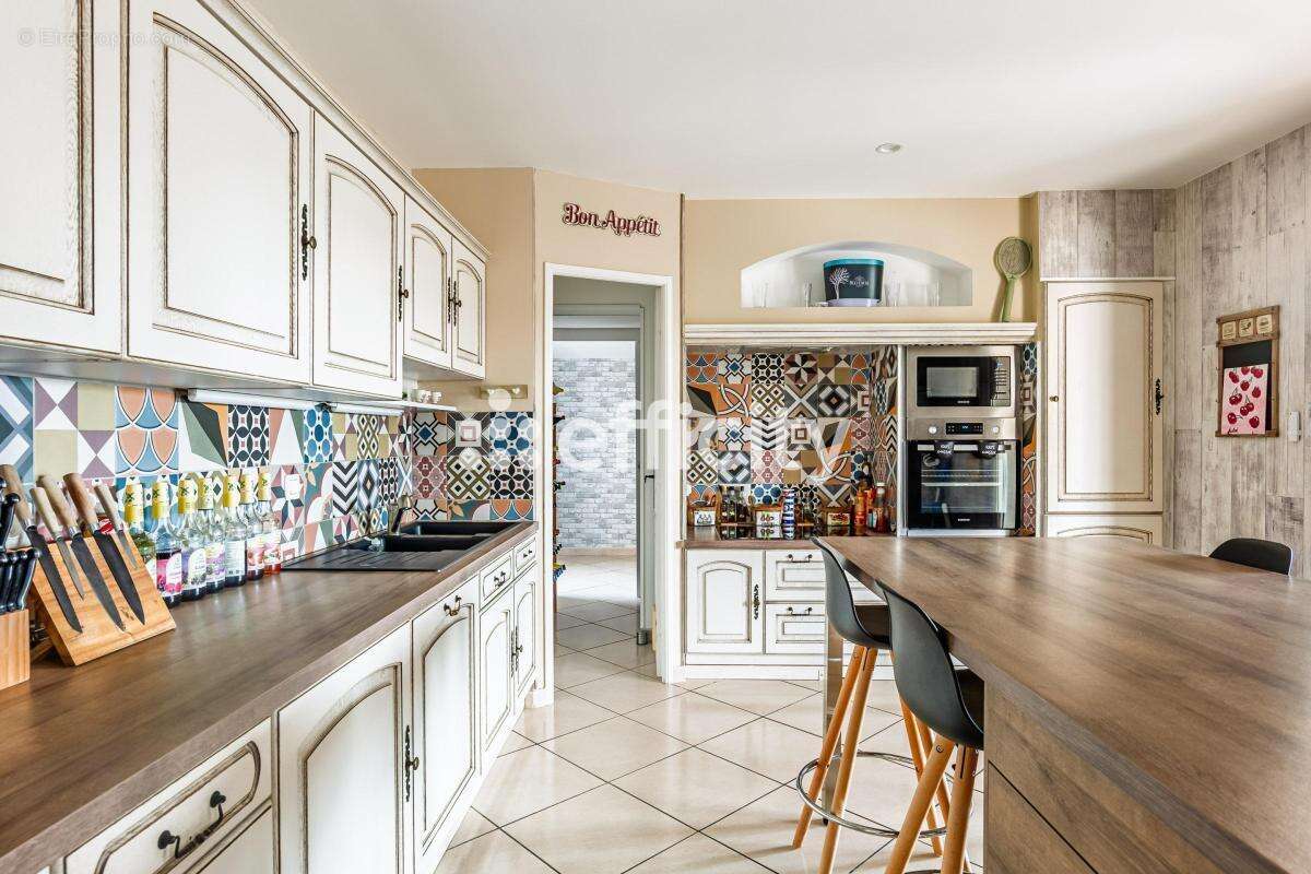 Maison 170 m² à Narbonne  - photo 5