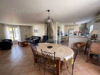 Maison à COMMEQUIERS