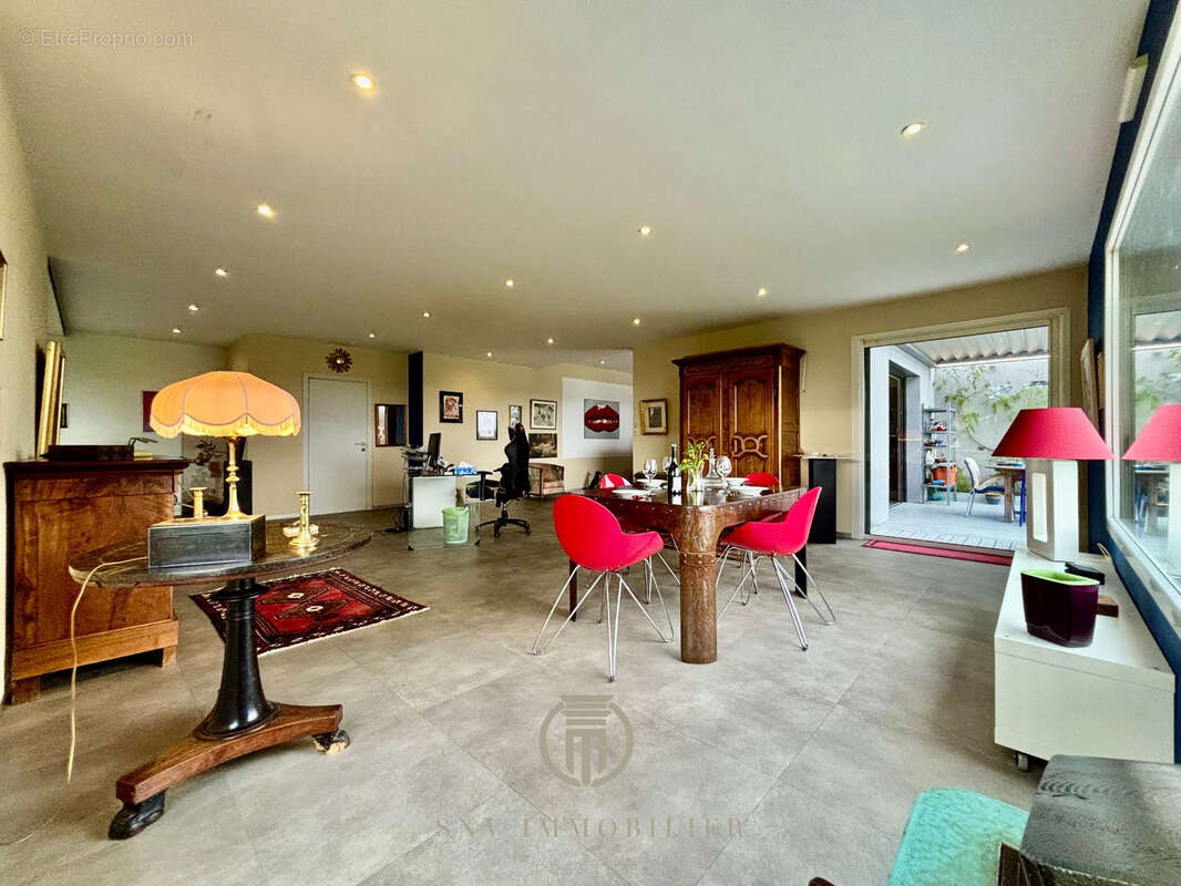 Maison à PARAY-LE-MONIAL