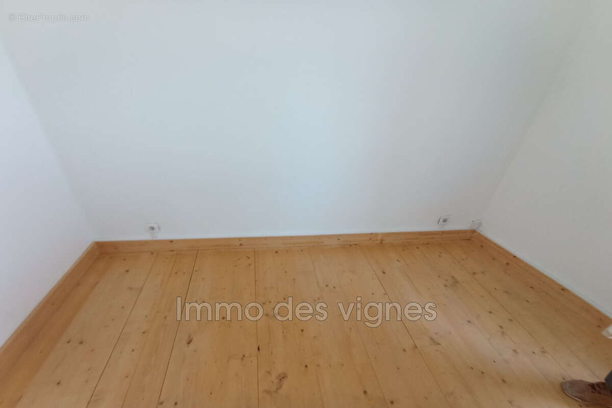 Maison à AMBARES-ET-LAGRAVE