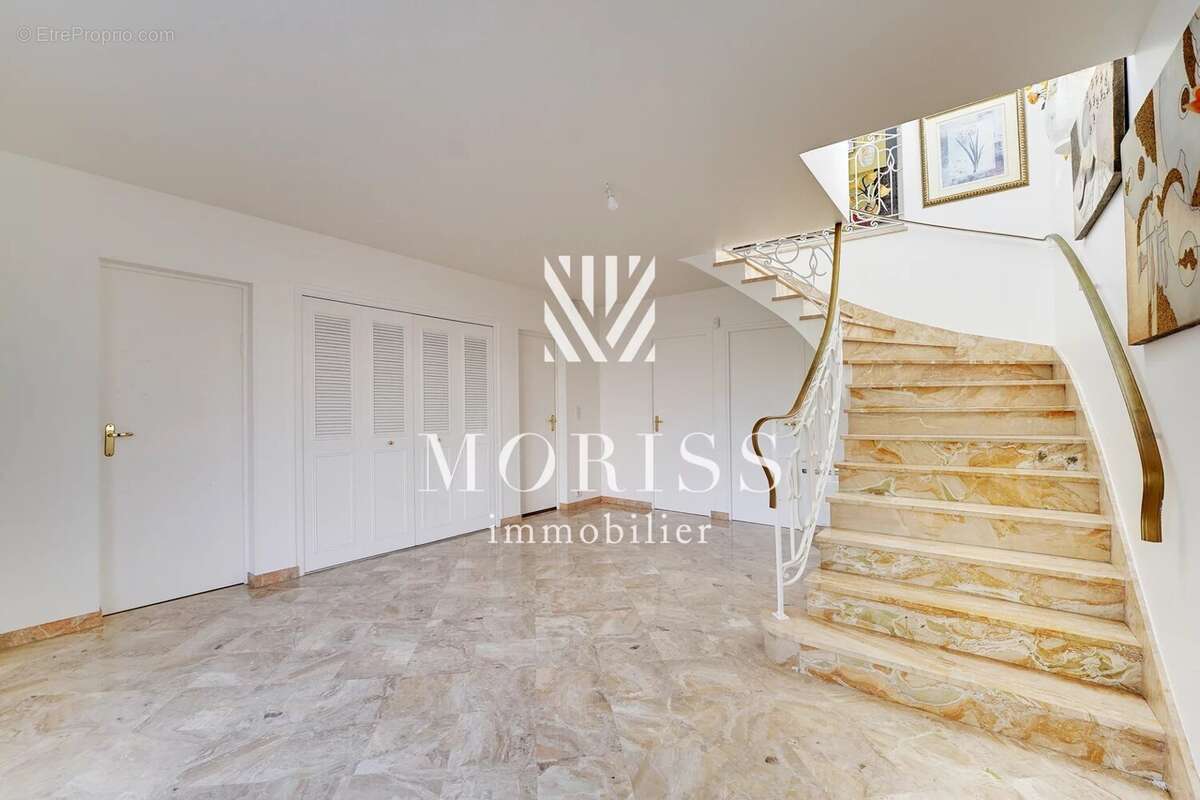 Maison à LES PAVILLONS-SOUS-BOIS