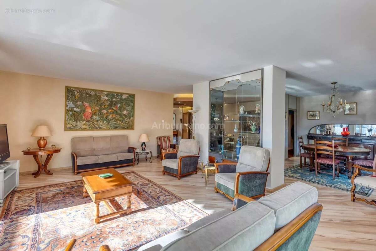 Appartement à MEYLAN