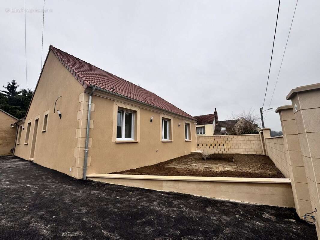 Maison à MONT-NOTRE-DAME