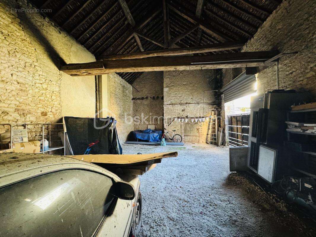 Appartement à APPOIGNY