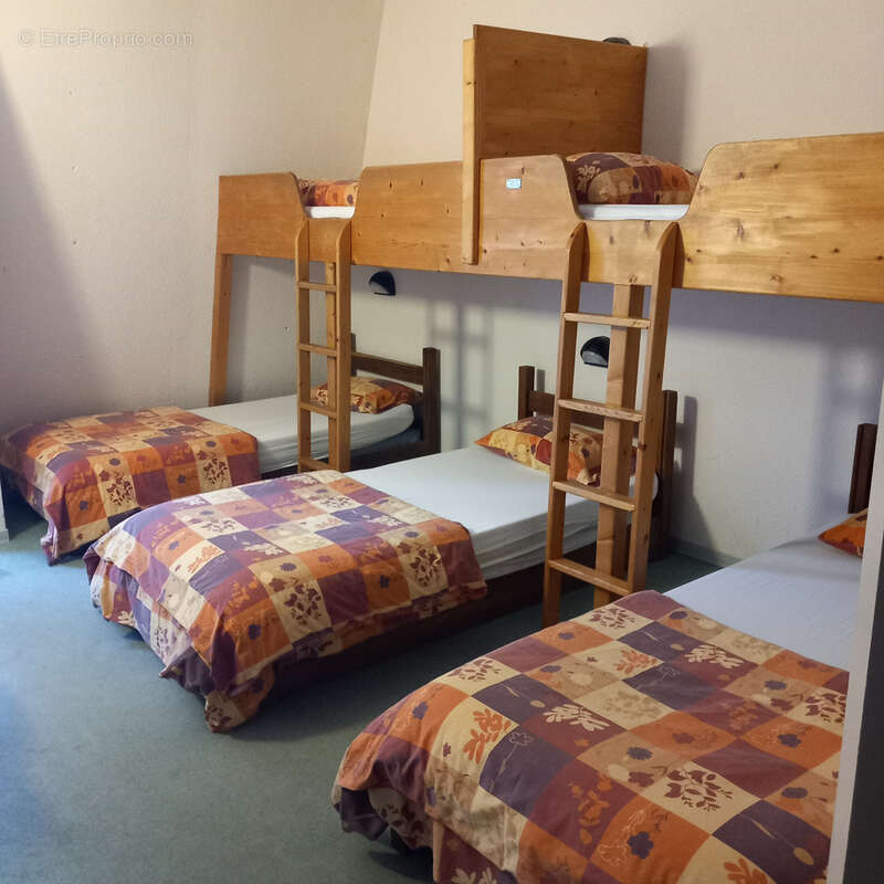 Commerce à LE BLEYMARD