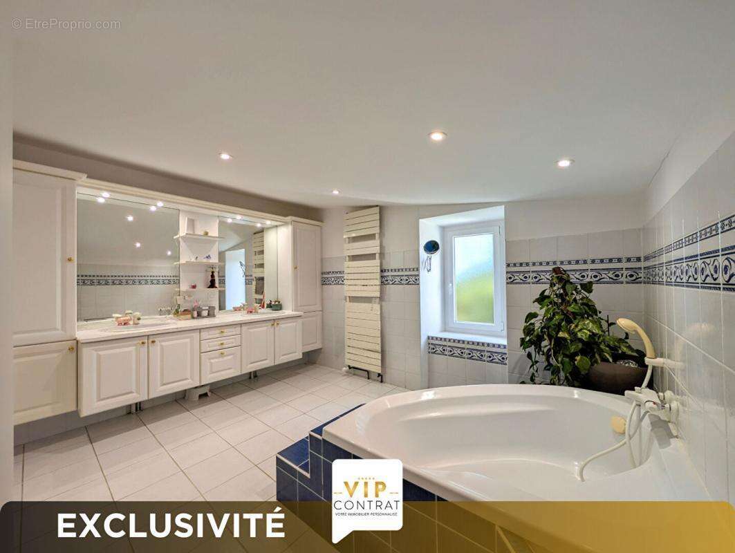 GARANTIE PROTEC+ 12 MOIS INCLUS / Maison 9 pièces avec piscine - photo 15