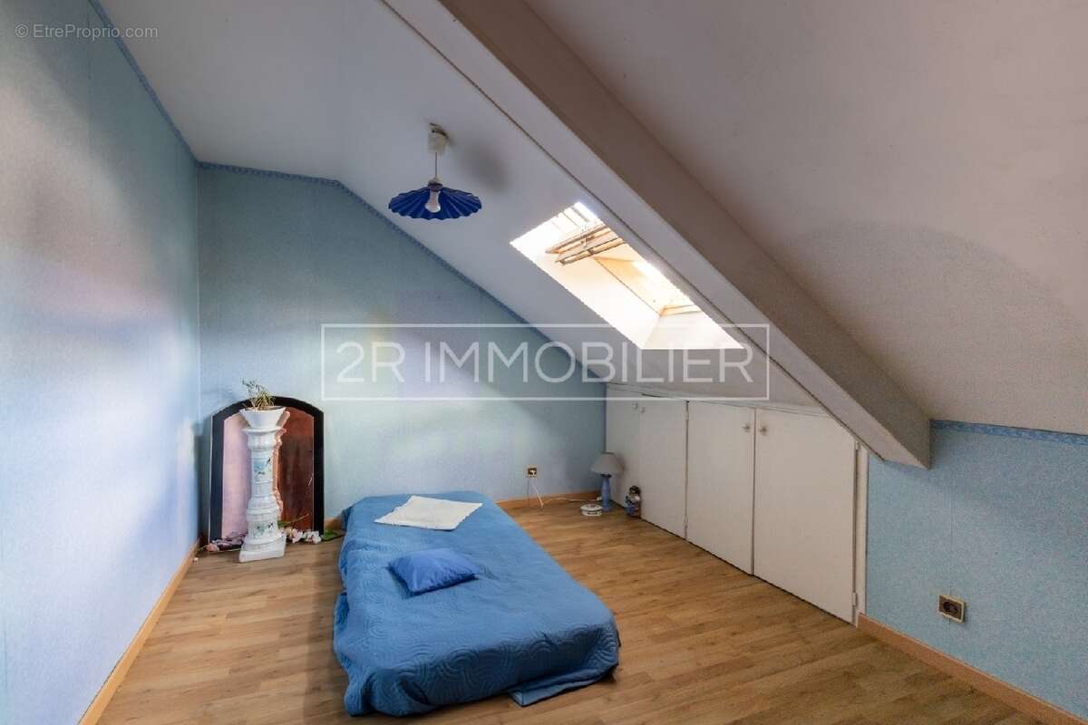 Maison à OZOIR-LA-FERRIERE