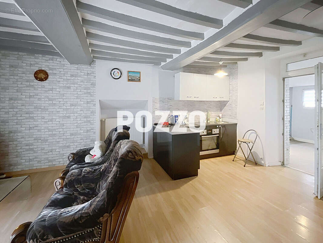 Maison à SAINTE-MARGUERITE-D'ELLE