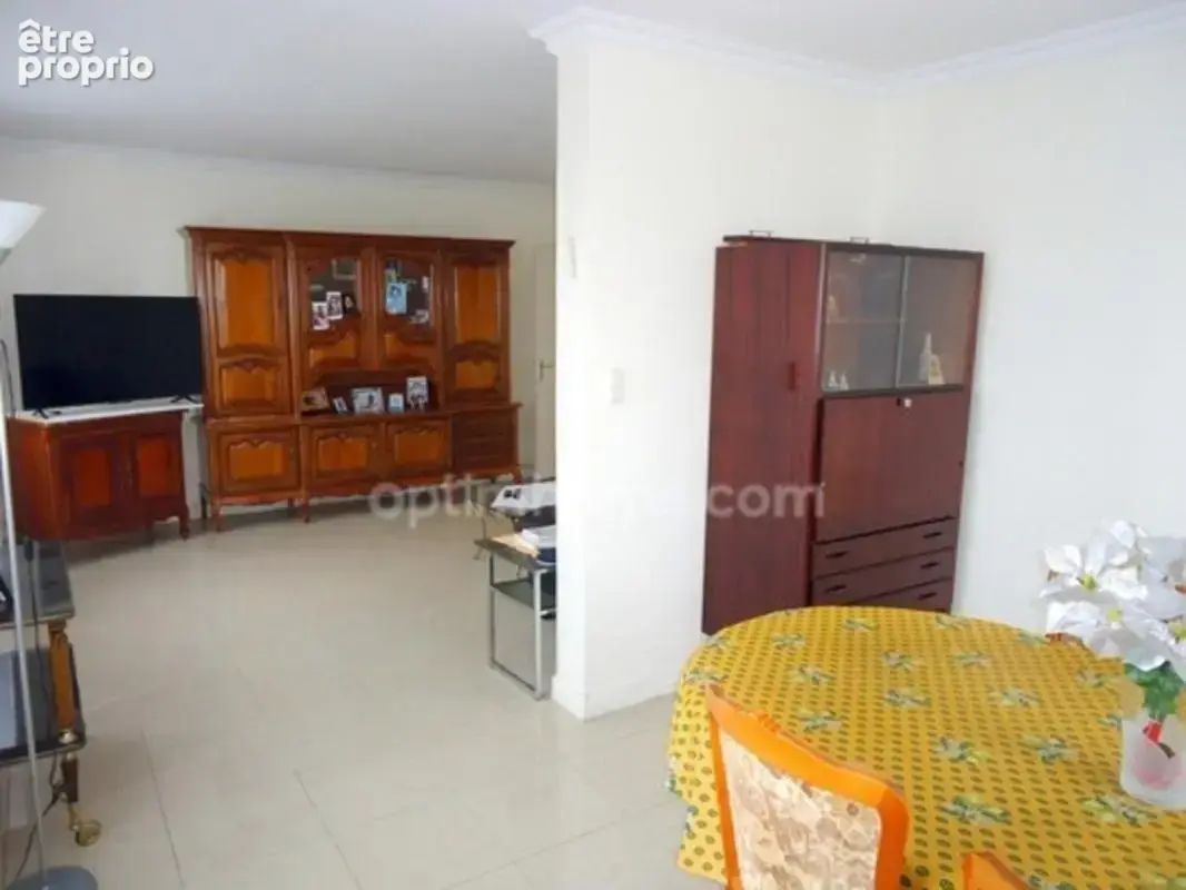 Sarcelles - Rue Louis Lebrun - Appartement de 4 pièces - 79 m2 - 138 000 € FAI - photo 3
